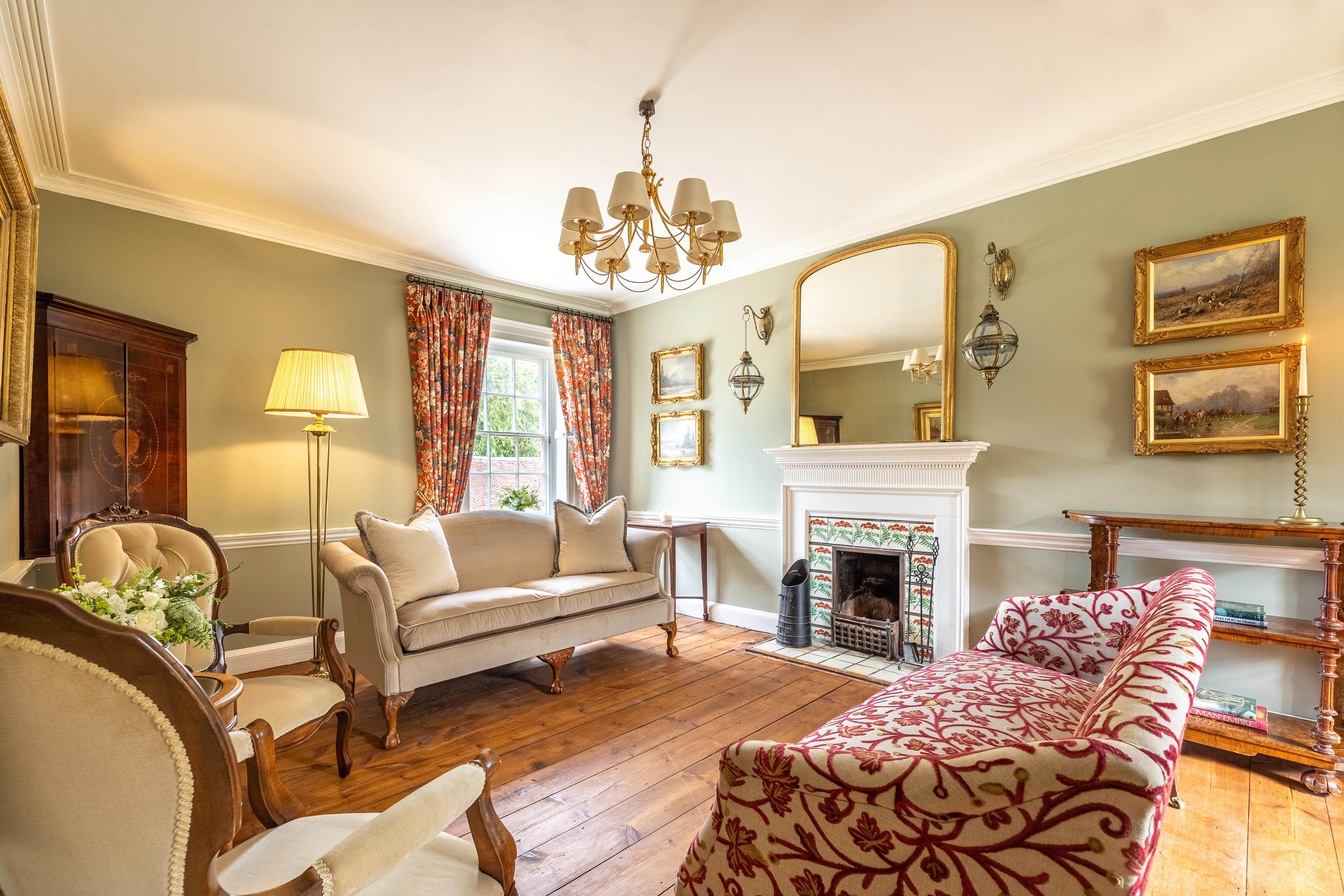 Tudor Apartment Avington Estate, Hampshire Countryside